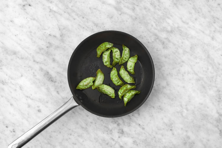 Cook the gyoza