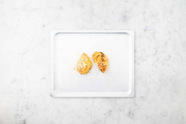 Cook halloumi