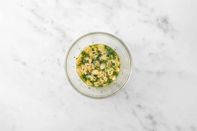 Make the buttery almonds
