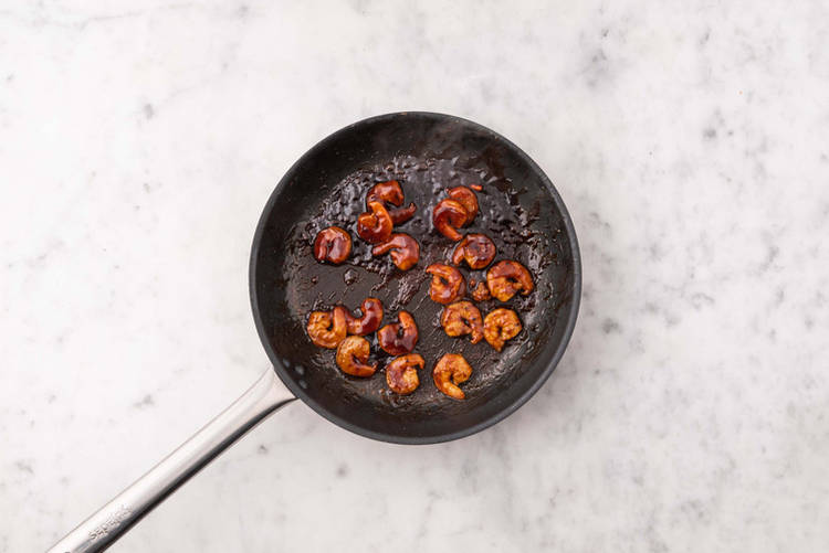 Glaze the Prawns
