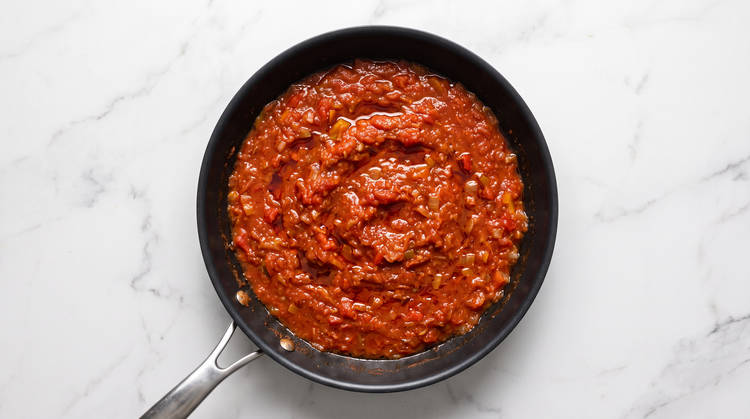 Make Hogao Sauce