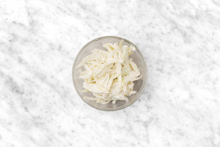 On prépare la vinaigrette 