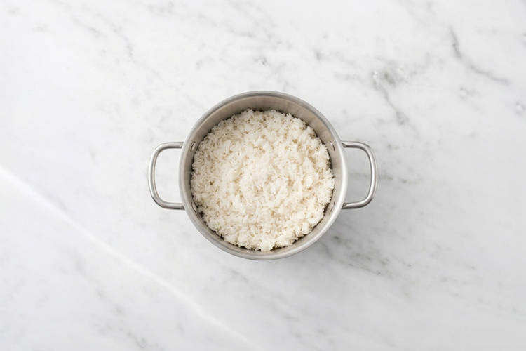 Cook the rice