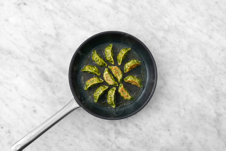 Cook the gyoza