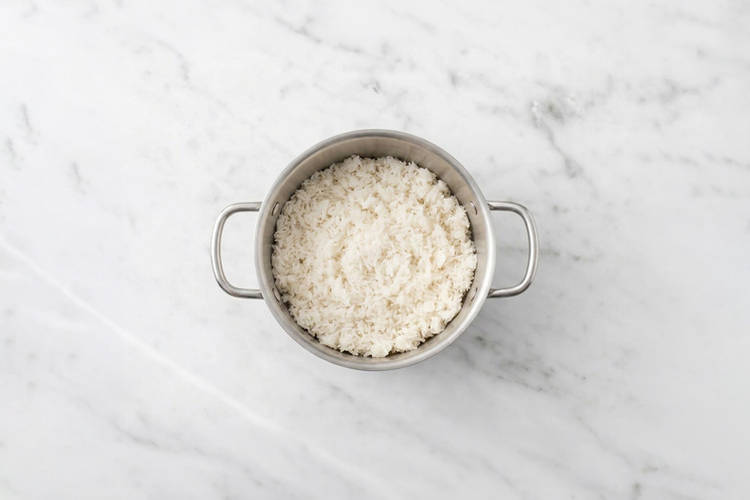 Cook the rice