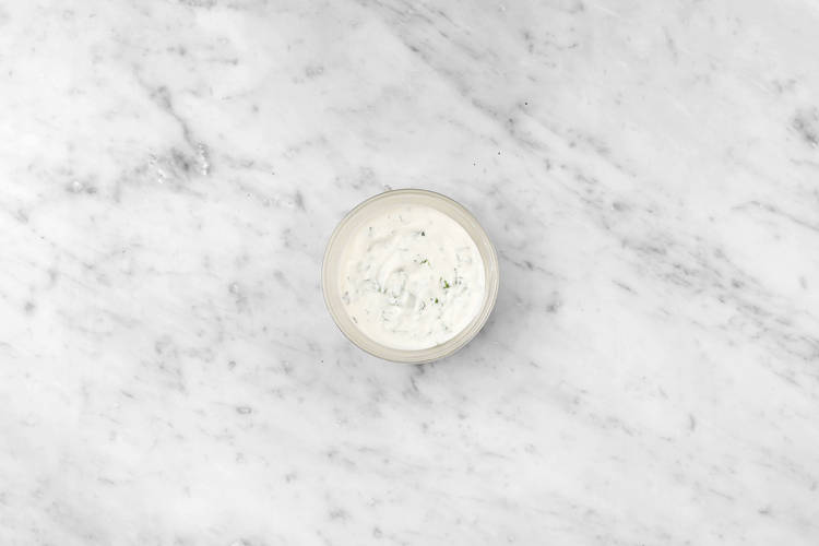 Joghurt Dip zubereiten