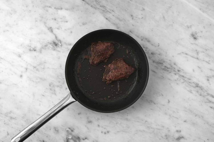 Steak braten