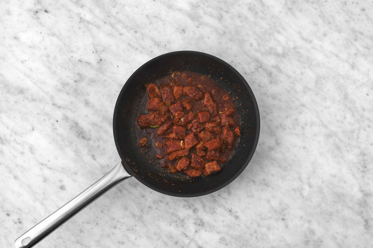 Hähnchen anbraten