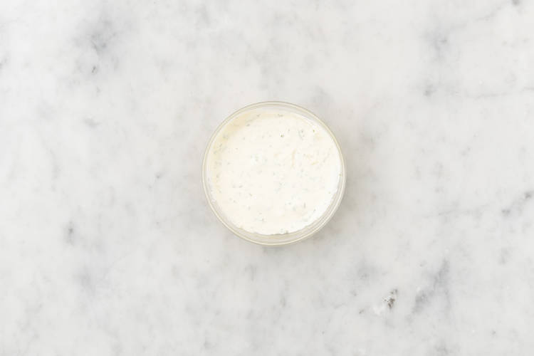 Mix the Creamy Sauce