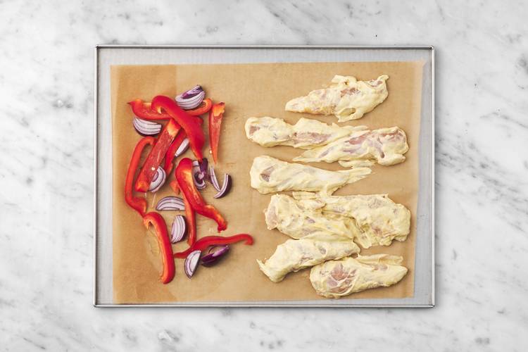 Griller le poulet et les légumes