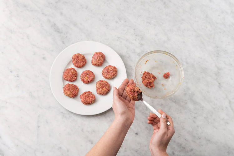 Make the rissoles