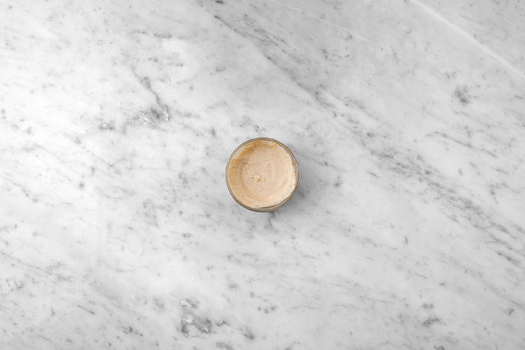 Make the harissa yoghurt
