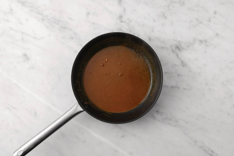 Make the curry sauce
