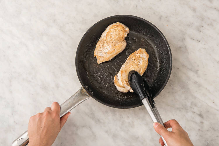 Cook the halloumi