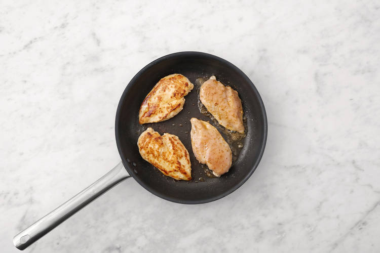 Cook the halloumi