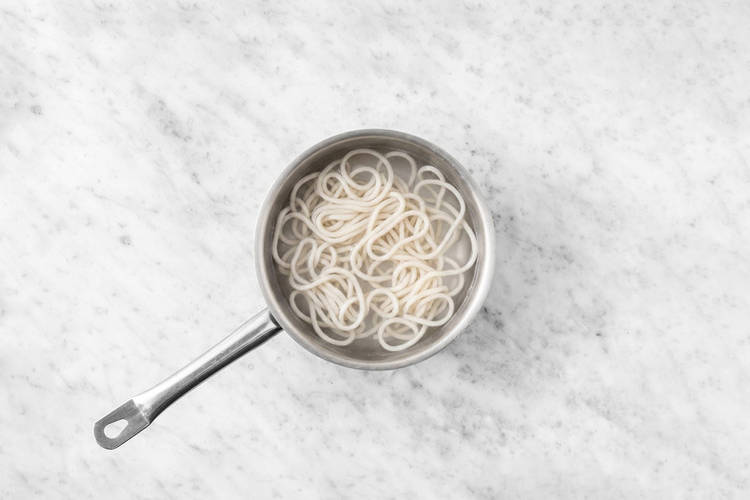 Cook the udon