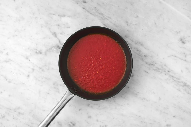 Lav tomatsauce