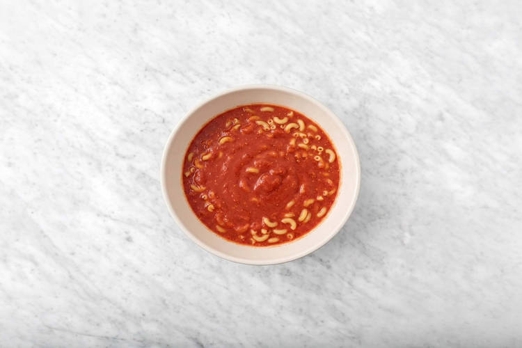 Bland tomatsauce