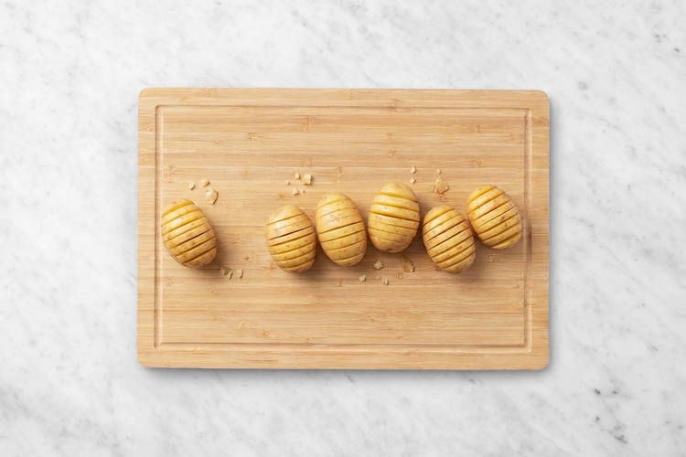 Lav hasselback kartofler