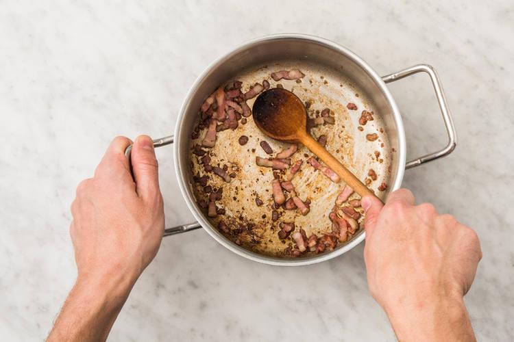 Chorizo anbraten