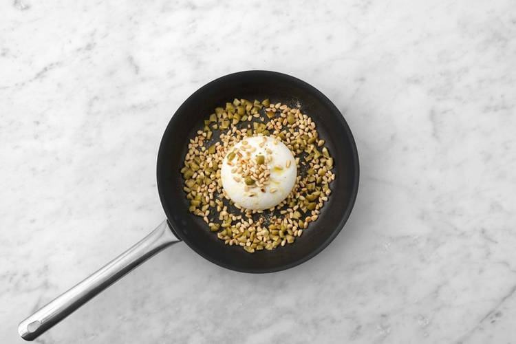 Burrata umhüllen