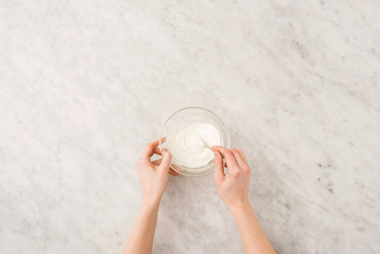 Make the lemon yoghurt