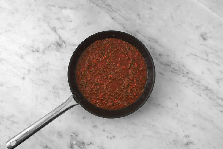 Finish the ragu