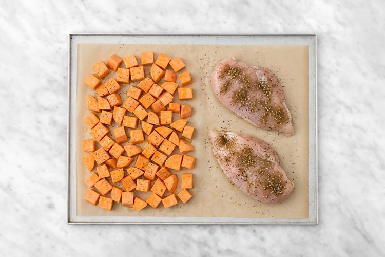 Préparer les patates douces et le poulet