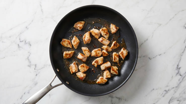 Cook Shrimp & Mix Sauce