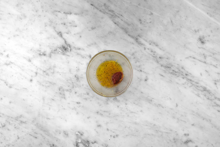 Mix your Salad Dressing