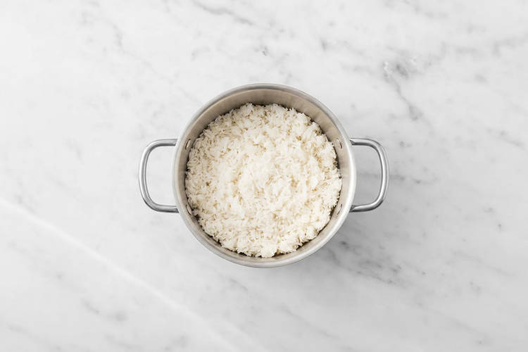 Cook the rice