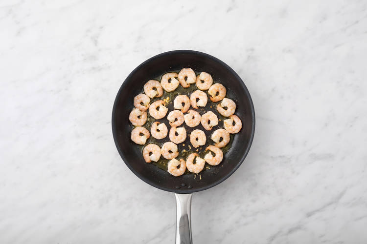 Cook the prawns