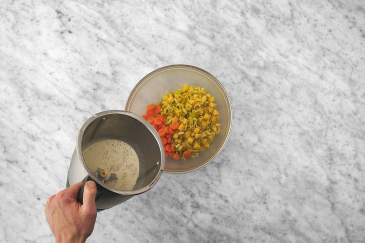 Brühe kochen