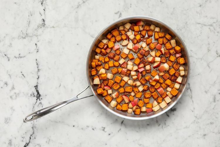Cook squash and apples
