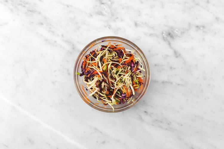 Préparer la salade de chou