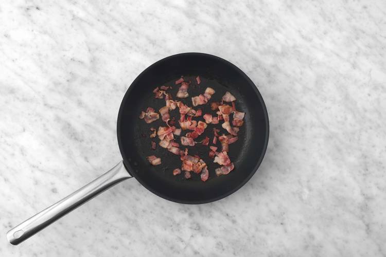 Préparer et cuire le bacon