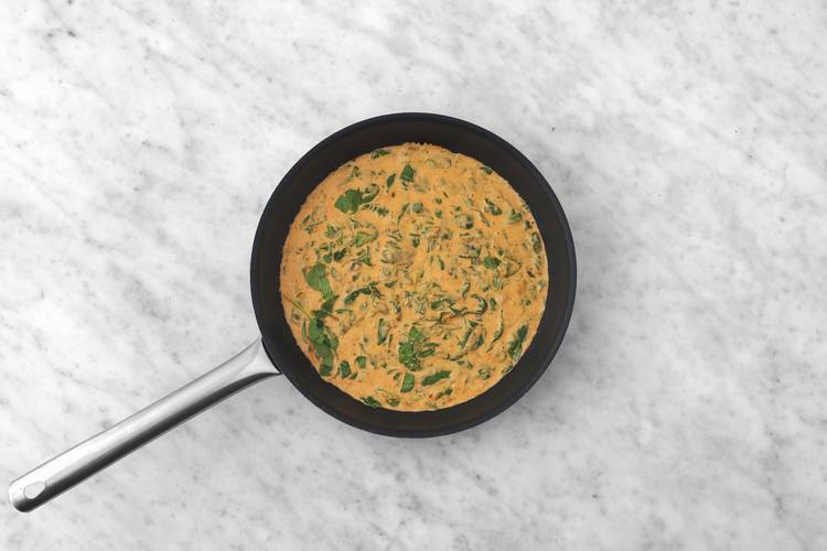 Préparer et mélanger la sauce