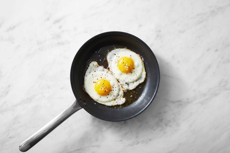 Fry eggs