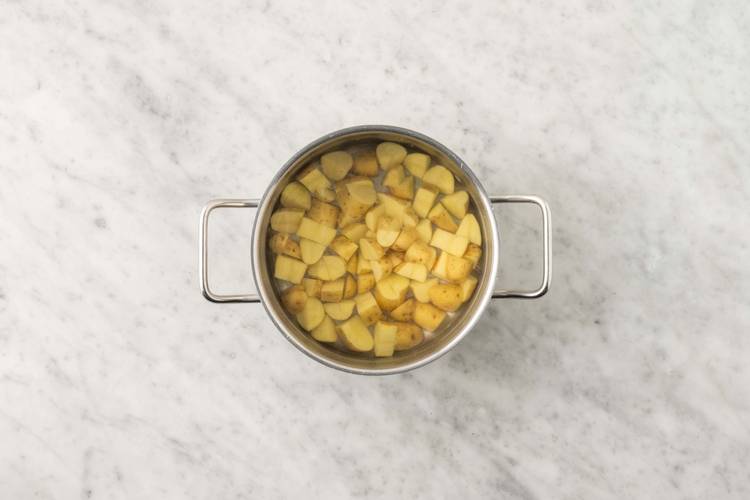 Écraser les pommes de terre