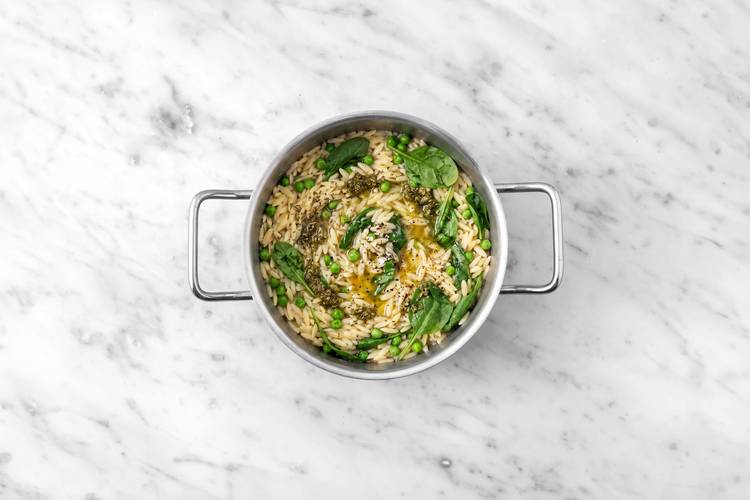Cuire l’orzo et les pois