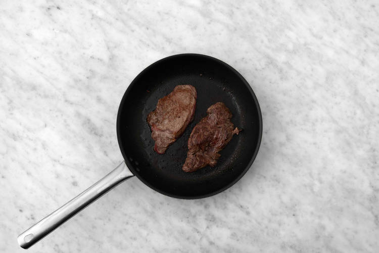 Steak braten