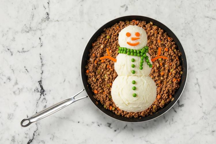 Assemble shepherd's pie 