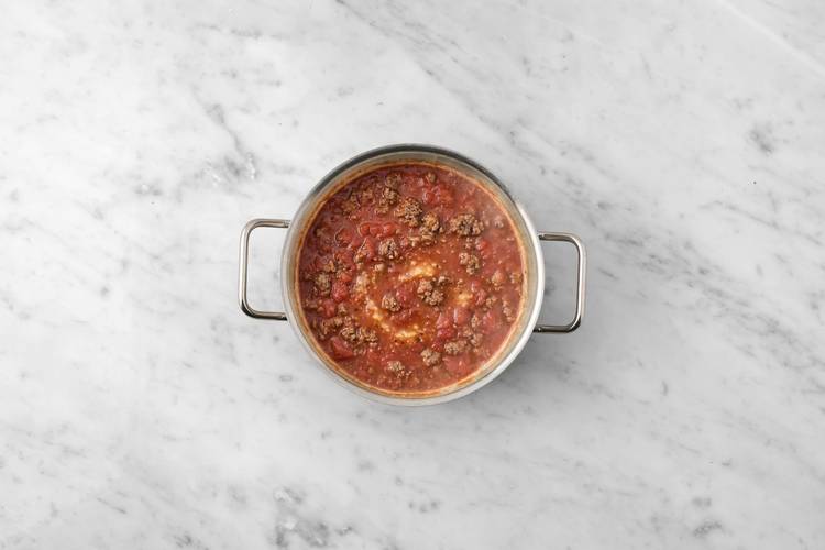 Make tomato sauce