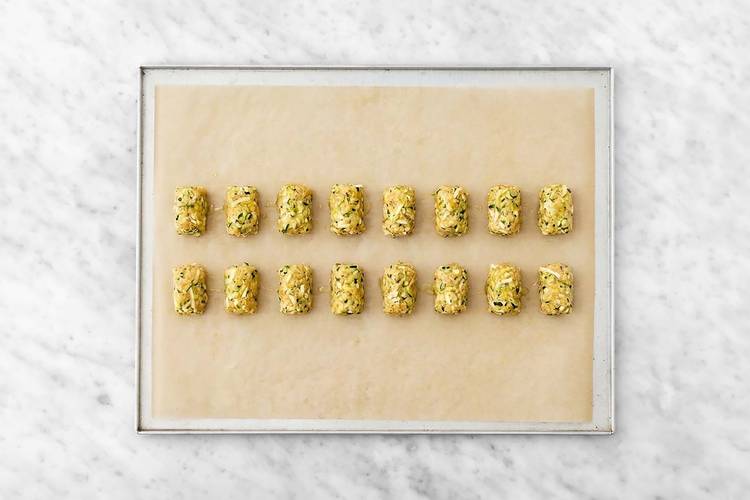 Rôtir les beignets de courgettes