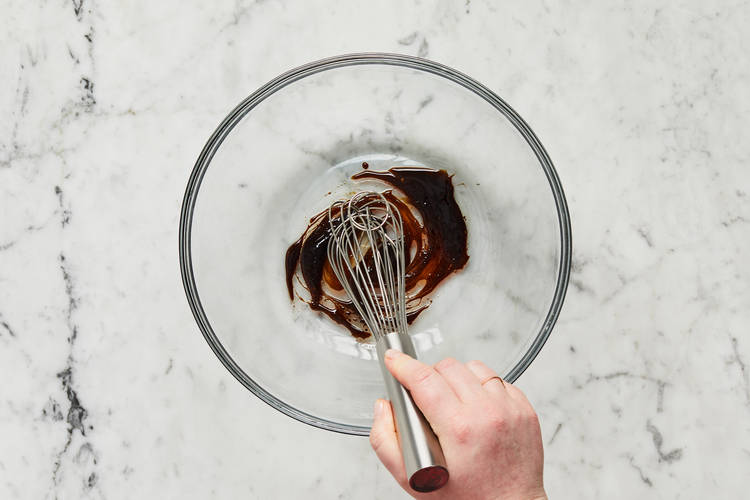 Make Vinaigrette