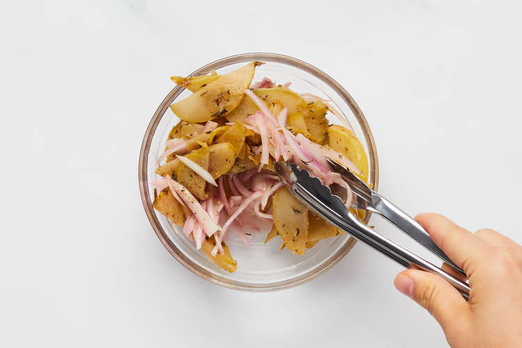 Cook & Toss Pear