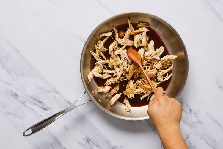 Mix Sauce & Finish Chicken 