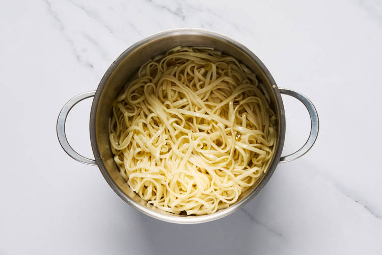 Make Scallion Oil & Finish Noodles