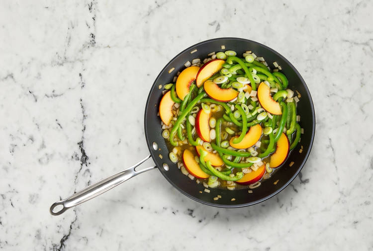 Cook Bell Pepper & Peach