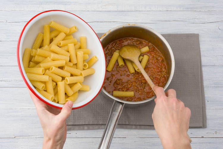 Add the rigatoni